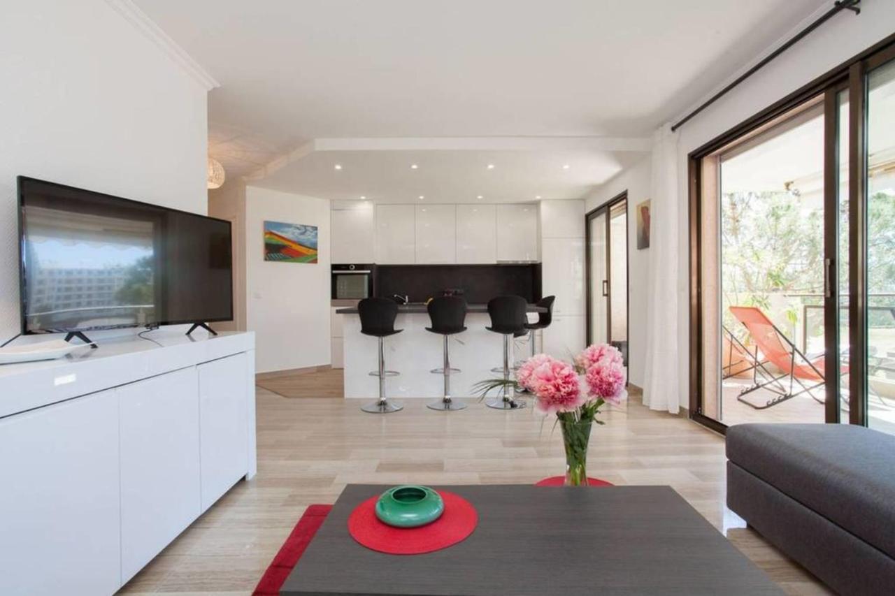3-Room Apartment With Terrace In Palm Beach Cannes Buitenkant foto